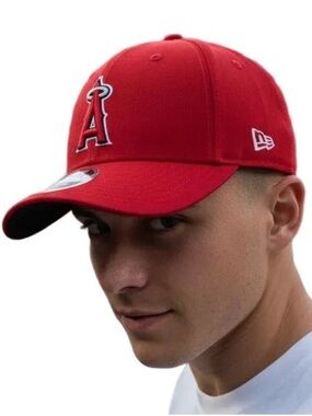 Los Angeles Angels New Era 9FORTY Red Adjustable Baseball Cap